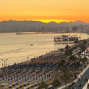 Wave Beachfront Durrës