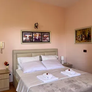 Hotell 3, Durrës